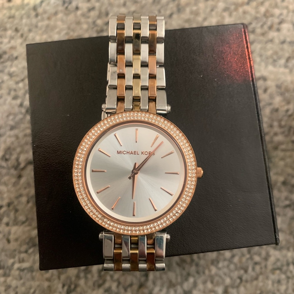 Michael kors rose gold and gold watch - Picture 2 of 4